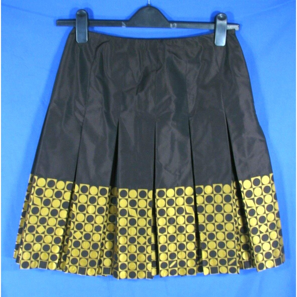 CARLISLE A-Line Skirt BLACK/GOLD DOTS Pleated SATIN Knee Length COCKTAIL sz 4